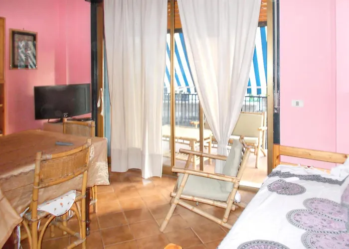 Charming In With Sea View - 80 M² アパート